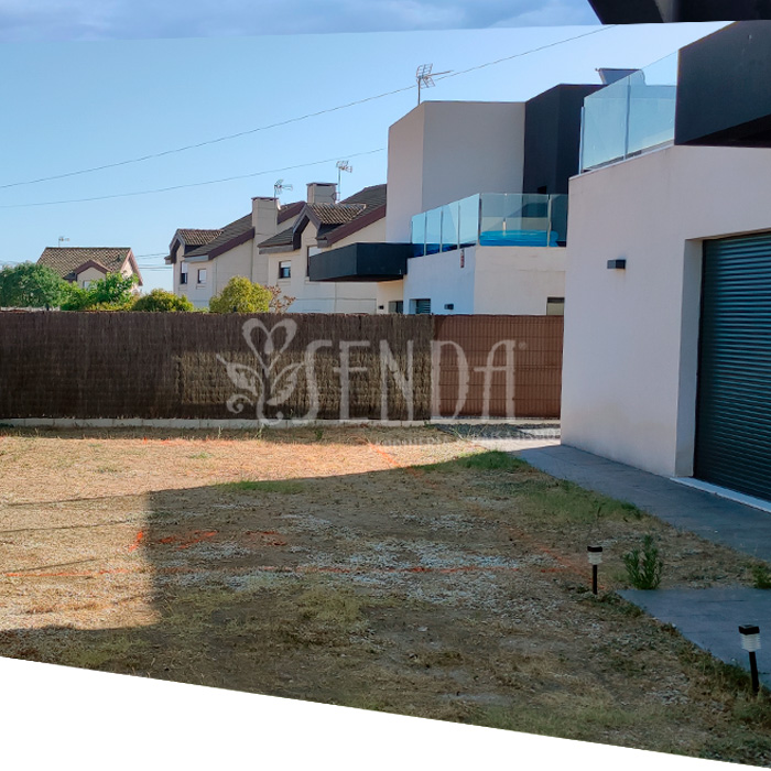 Paisajismo con jardinería (antes) Paisajismo con jardinería