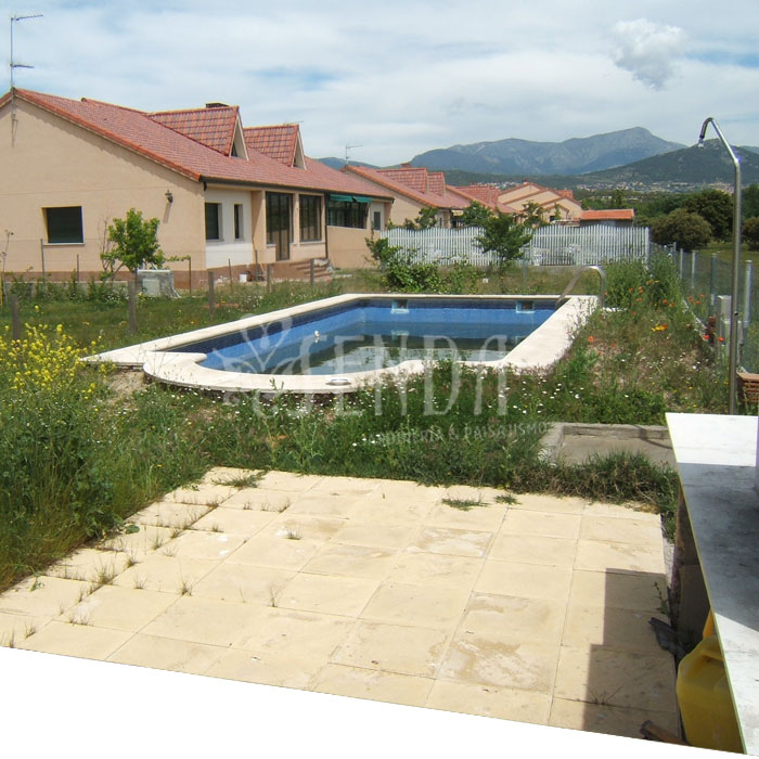 Jardineria chalet Villanueva Jardineria chalet Villanueva